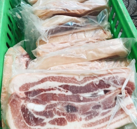 Thịt ba rọi heo (lợn)